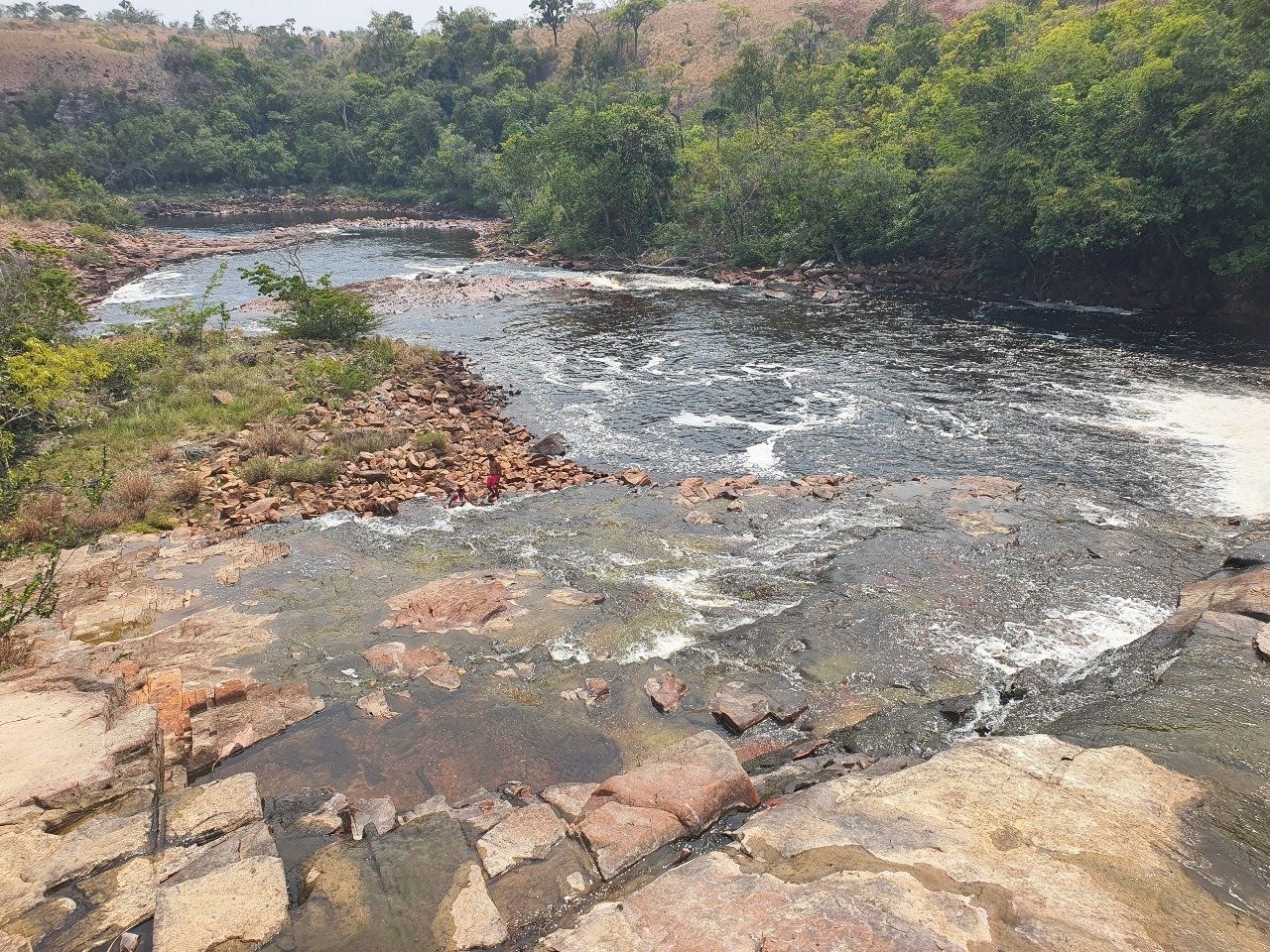 Foot of Orinduik Falls natural rock pools