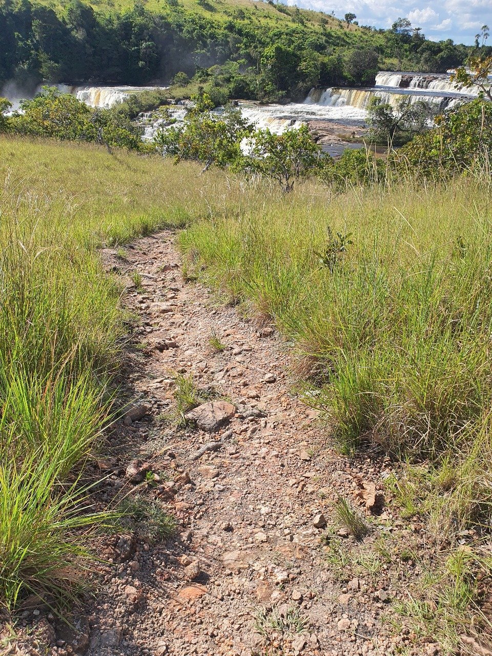 Trail path with Orinduik Falls view